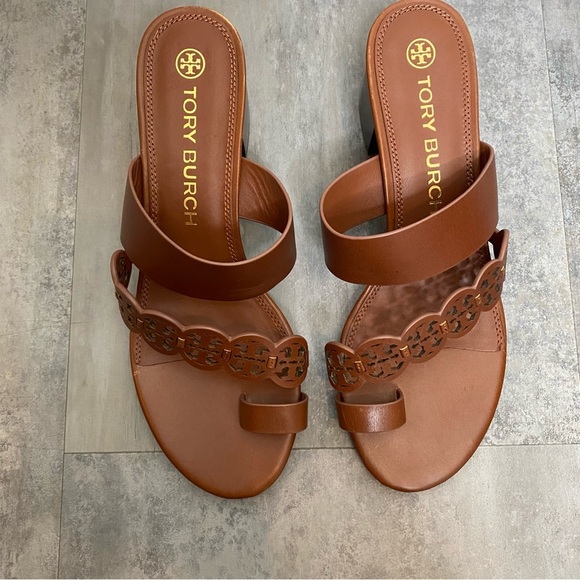 Tory Burch Tiny Miller Leather Toe Ring High Block Sandals Size 10.5 Brown - Picture 5 of 9